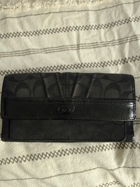 Coach Black Signature Continental Wallet with Patent Trim
